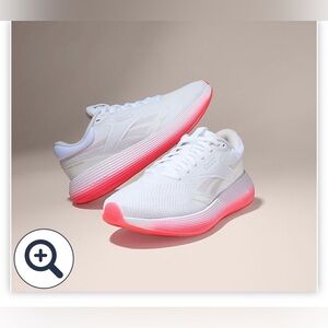 WOMEN’S REEBOK DMX COMFORT WALKING SNEAKER